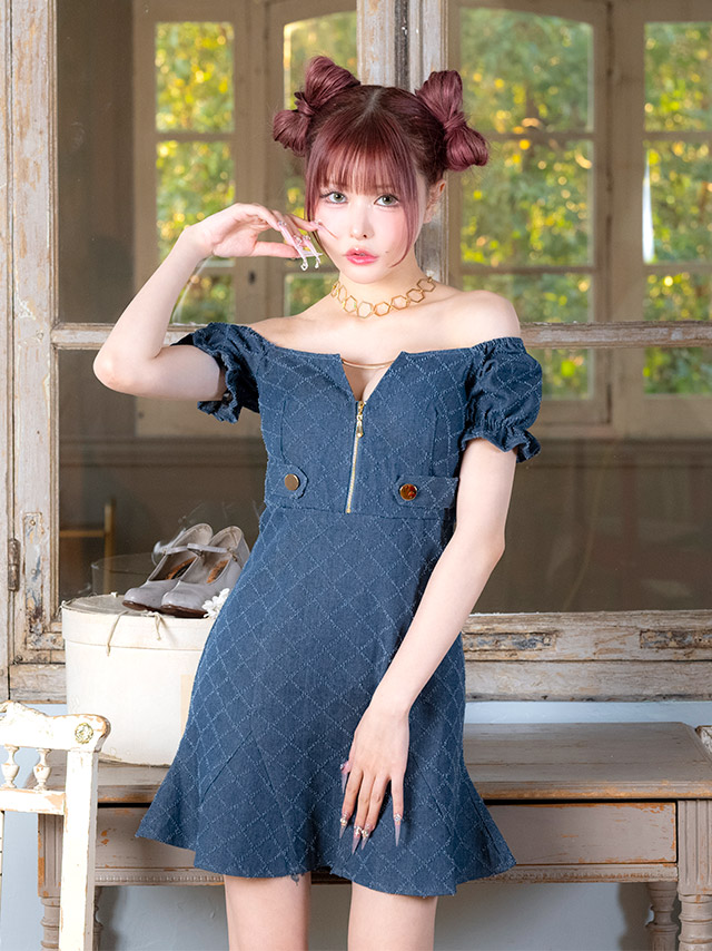 キュートなウエスト切り替えドレス