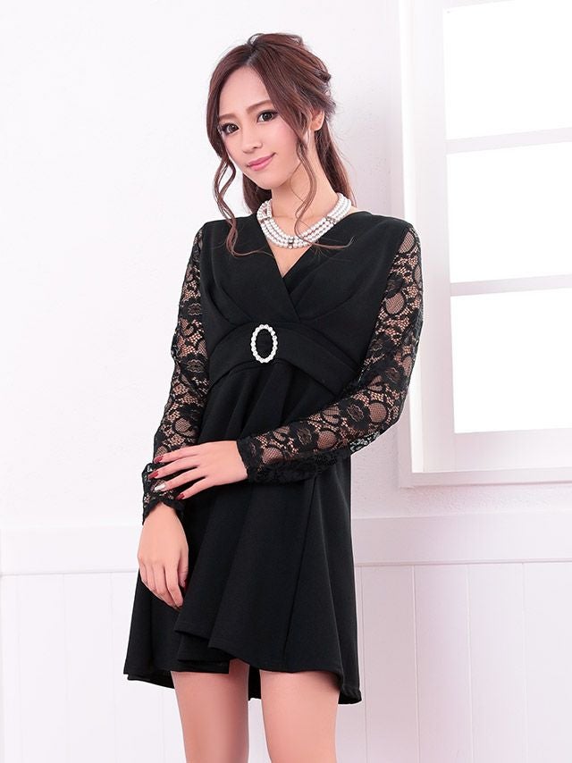 イメージ画像3 キャバドレス 長袖 Tikaholic ティカホリック miho着用 レース 長袖 ビジュー リング ミニドレス ホワイト ブラック Mサイズ キャバ ドレス 安い 袖あり ナイトドレス キャバ嬢 キャバクラ ラウンジ スナック 通販