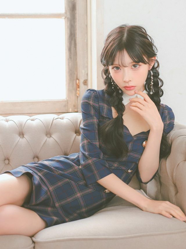 韓国ドレス] ミニドレス チェック柄 スクエアネック バストカット 袖