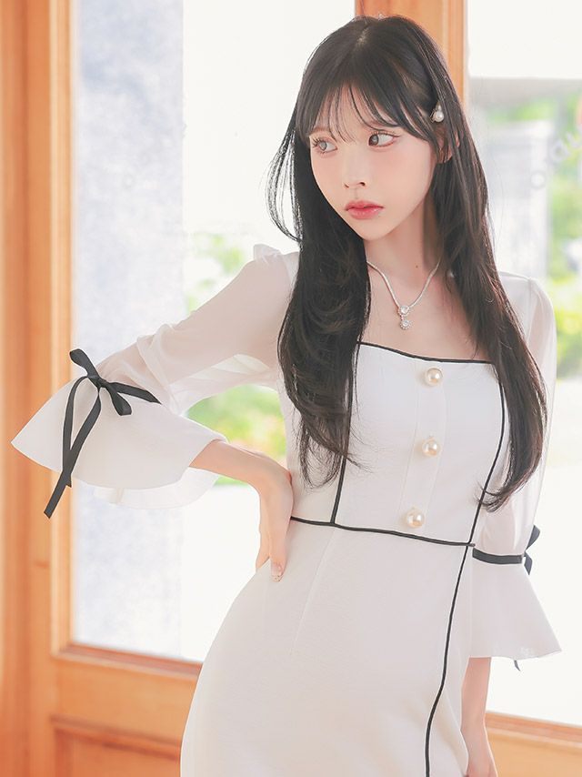 キャバドレス ミディアムドレス タイトドレス 韓国ドレス 大きいサイズ Tika ティカ シアーベルスリーブリボンパイピングデザインミディアムスリットドレス