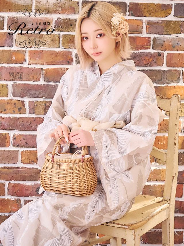 [浴衣 選べる帯] レトロ ベージュ地×ボタニカルリーフ 3点セット (ゆかた・平帯or作り帯・下駄)