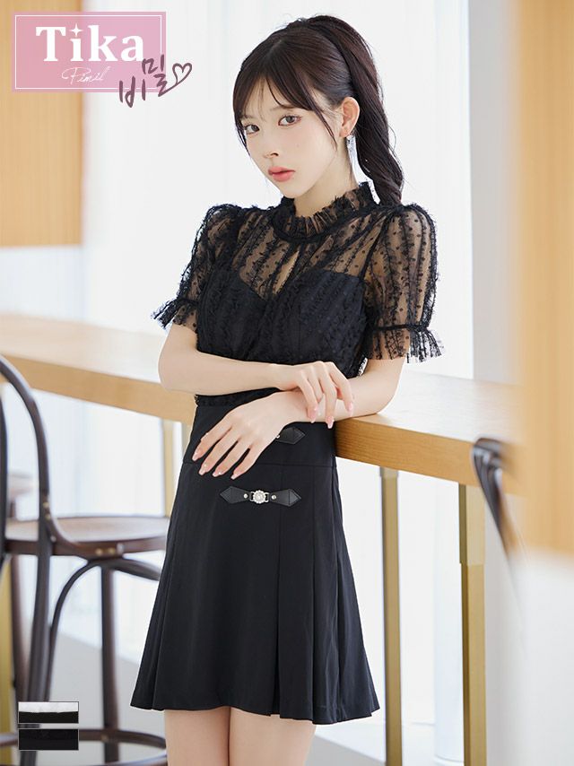 メイン画像 キャバドレス 韓国 モノトーンウエスト切替レースデザイン半袖フレアミニドレス (Sサイズ～Lサイズ) (緩苺/キャバドレス着用)