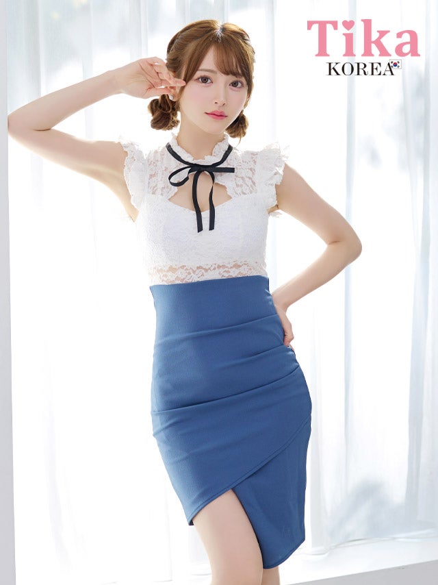 メイン画像 キャバドレス 韓国 膝丈ドレス ネックリボン ノースリーブ フリル袖 レース切り替え バイカラー アシメギャザー ラップ バストカット 谷間魅せ タイト キャバドレス (黒崎みさ着用) [tk-mdk6080]