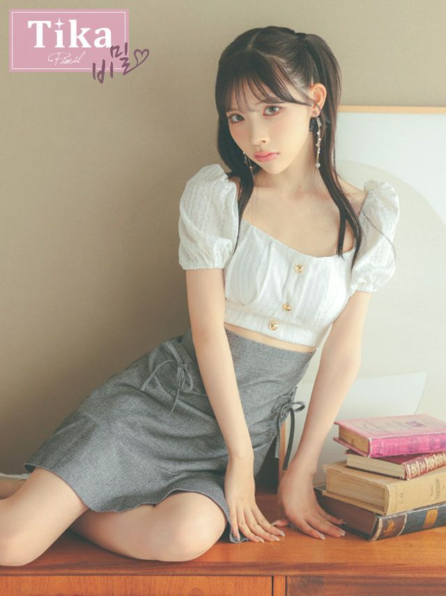 メイン画像 キャバドレス 韓国 半袖パフスリーブウエストカットリボンスカートフレアミニドレス (Sサイズ～Lサイズ) (緩苺/キャバドレス着用)