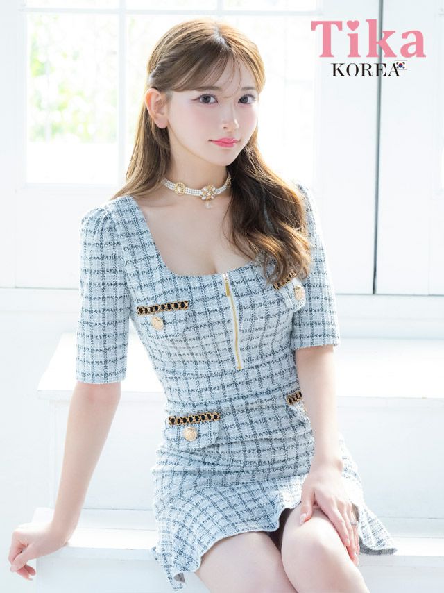 メイン画像 キャバドレス 韓国 ミニドレス ツイード チェック柄 チェーンボタン 袖あり 五分袖 バストジップ ウエストカット 裾フリル タイト キャバドレス (黒崎みさ着用) [tk-mdk139]