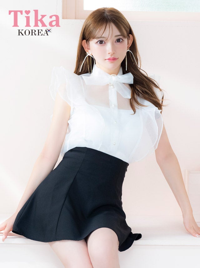 メイン画像 キャバドレス 韓国 ワンピース セットアップ ノースリーブ フリル 胸元カバー ボウタイネック リボン シアーシャツ Aライン キャバドレス (黒崎みさ着用) [tk-mdsk151]