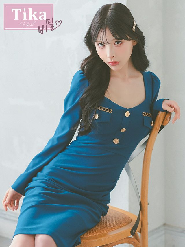 メイン画像 キャバドレス 韓国 長袖 チェーン メタルボタン ストレッチ ギャザー 袖あり タイト 膝丈ドレス (Sサイズ～Lサイズ) (緩苺/キャバドレス着用)