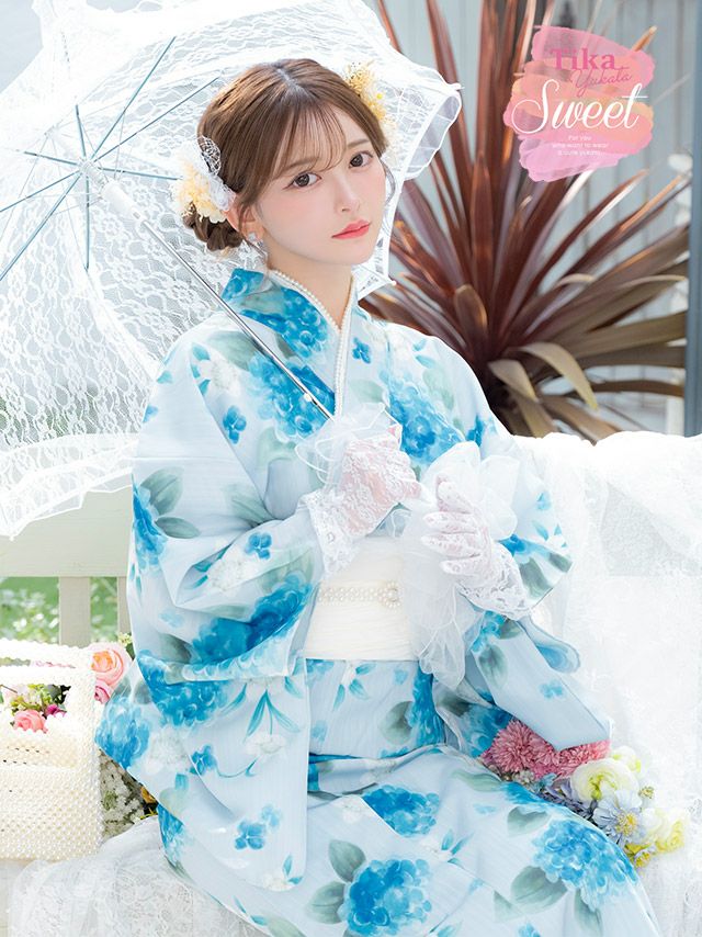[浴衣] ペールブルー 水彩 紫陽花 菖蒲 2025 SWEETシリーズ 3点セット 黒崎みさ着用 (ゆかた・兵児帯・下駄)