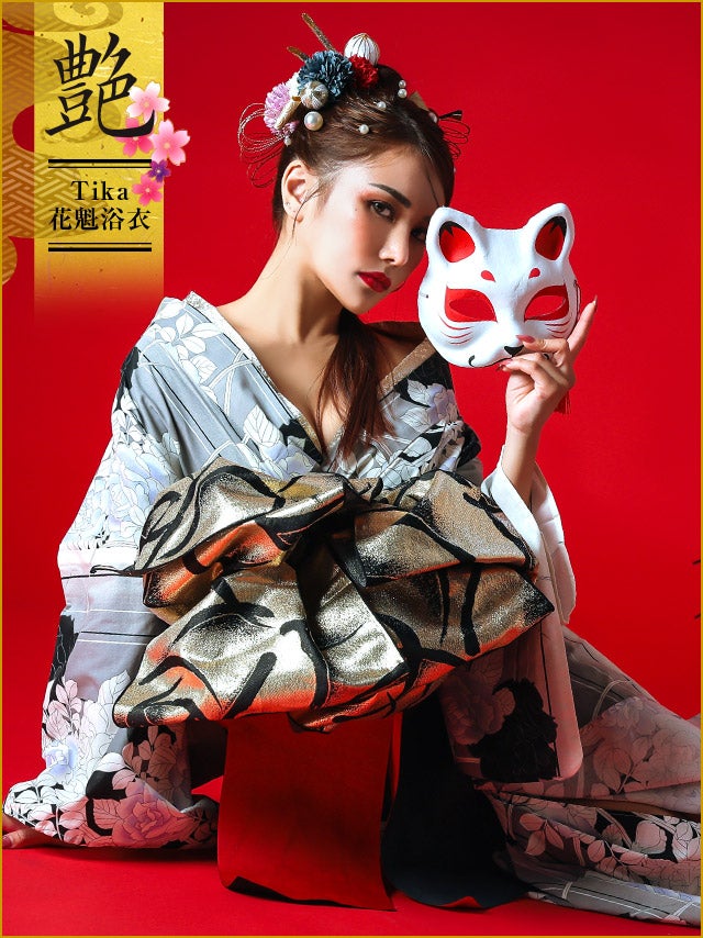 [花魁浴衣] 桜まつり 2way 縦縞 モノトーン 薔薇 5点セット (ゆかた・下駄・平帯・飾り兵児帯・肌襦袢)