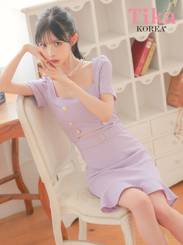 メイン画像 キャバドレス 韓国 ミニドレス シンプル ストレッチ 半袖 ウエストカット パフスリーブ ブラジャーのまま ゴールドボタン ワッフル 裾フリル 同伴 タイト キャバドレス (緩苺着用) [tk-mdk5006]