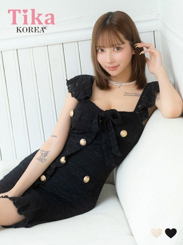 メイン画像 キャバドレス 韓国 ミニドレス シンプル 総レース 大人 ノースリーブ ストレッチ ブラジャーのまま ネックリボン ゴールドボタン 裾フリル 黒 タイト キャバドレス (PyunA.着用) [tk-mdk6116]