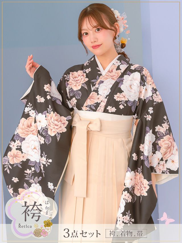 黒地くすみ牡丹柄アイボリー袴3点セット(袴+着物+帯)(Sサイズ～Mサイズ)